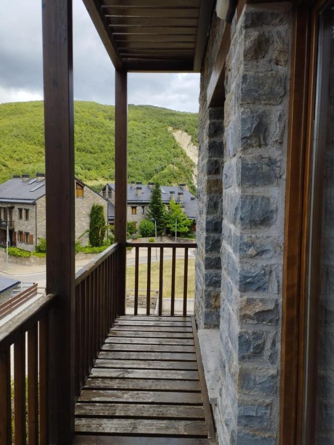 Fabuloso Apartamento Con Vistas A La Montana El Abedul Luga 23 Castiello De Jaca Kültér fotó
