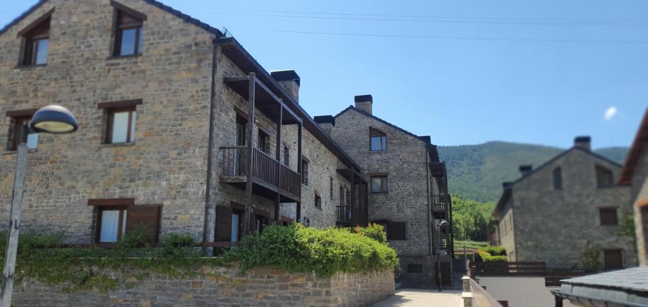 Fabuloso Apartamento Con Vistas A La Montana El Abedul Luga 23 Castiello De Jaca Kültér fotó